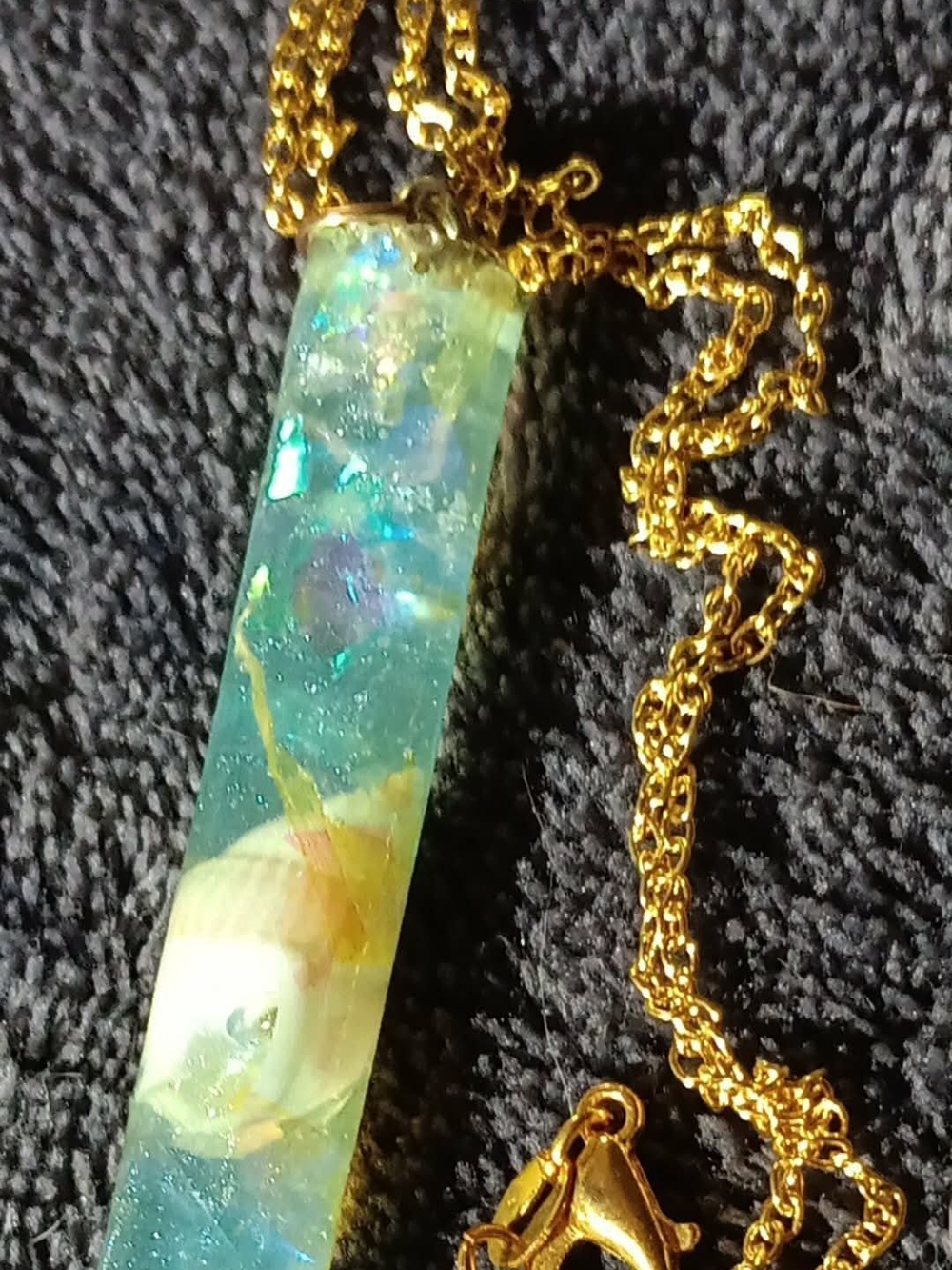 Resin Ocean Pendant Necklace Gold Chain Seashell Blue Shimmer Gold Flower